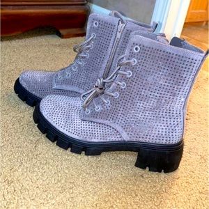 Women’s rhinestone boots. BRAND NEW